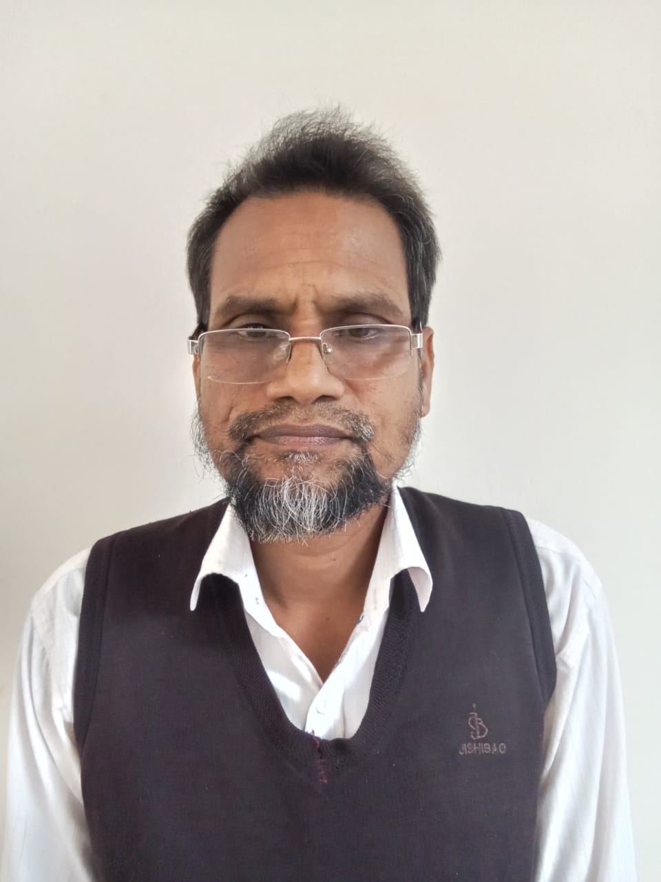 নামঃ মোঃ লুৎফুল হায়দার <br>
পদবীঃ সহকারী শিক্ষক (বিজ্ঞান) <br>
মোবাঃ ০১৭৮৮১৪০৪৪০