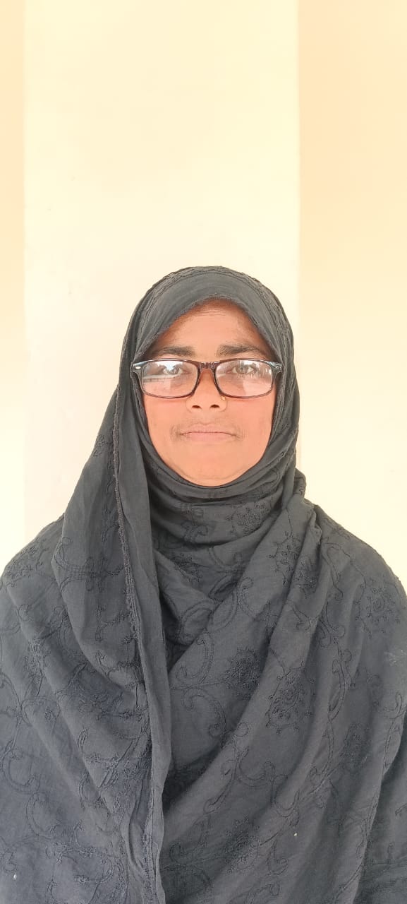 নামঃ মোছা: মেরিনা আখতার বানু <br>
পদবীঃ সহকারী শিক্ষক (বাংলা) <br>
মোবাঃ ০১৭১৯৪২১১২০