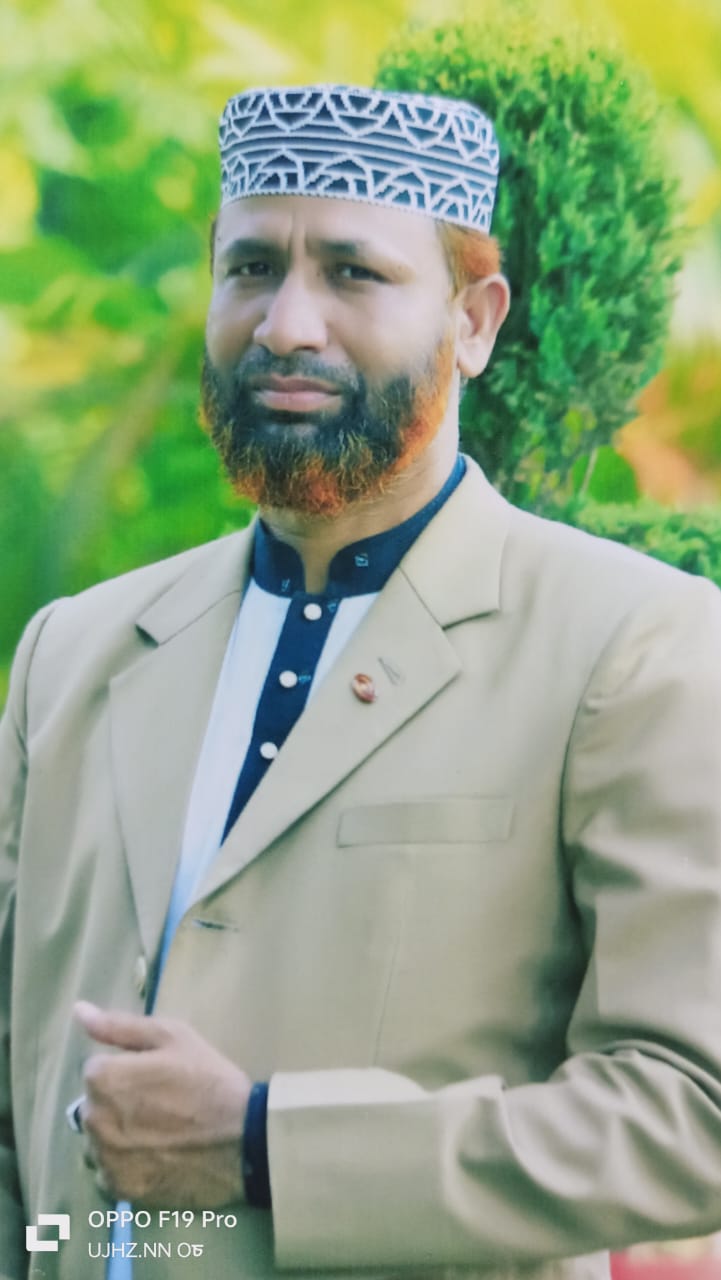 নামঃ মোঃ ফরিদুল ইসলাম<br>
পদবীঃ অফিস পিয়ন<br>
মোবাঃ ০১৯২৫১৮১৩৬০